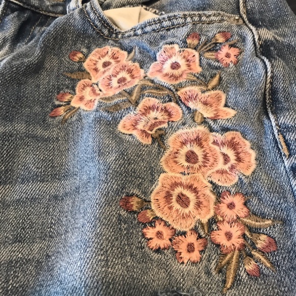 Jeans - Picture 3 of 3